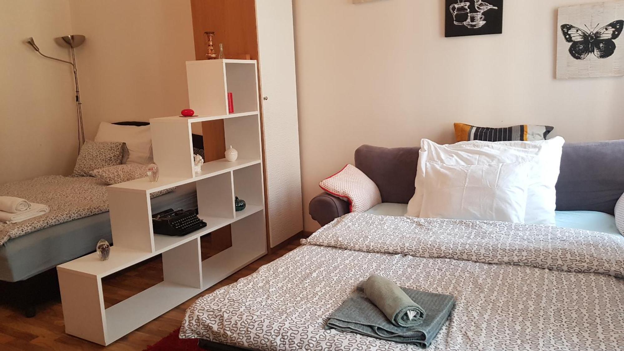Center Royalty Apartment Budapest Luaran gambar